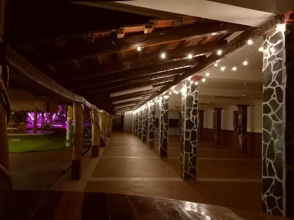 Quinta Punta Sam Villa Cancun Bagian luar foto